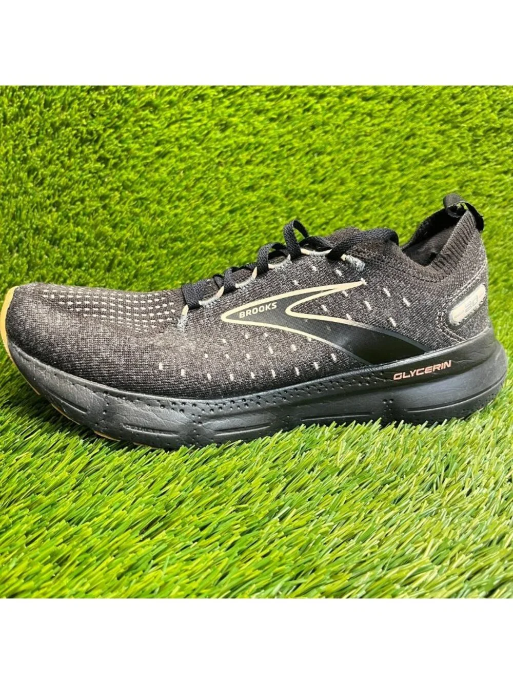 Brooks Glycerin StealthFit 20 Womens Size 11 Black Peach Running Shoes Sneakers